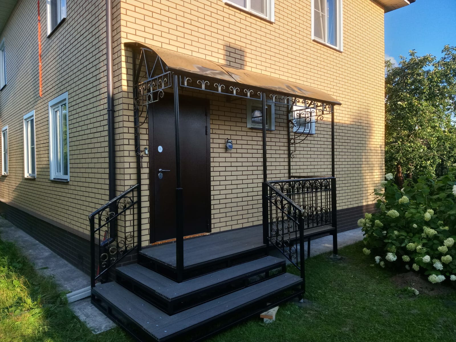 Крыльцо под ключ в Солнечногорске